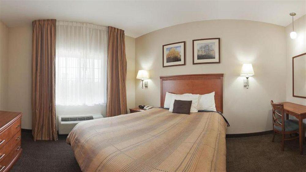 Candlewood Suites Pearl By Ihg Екстериор снимка