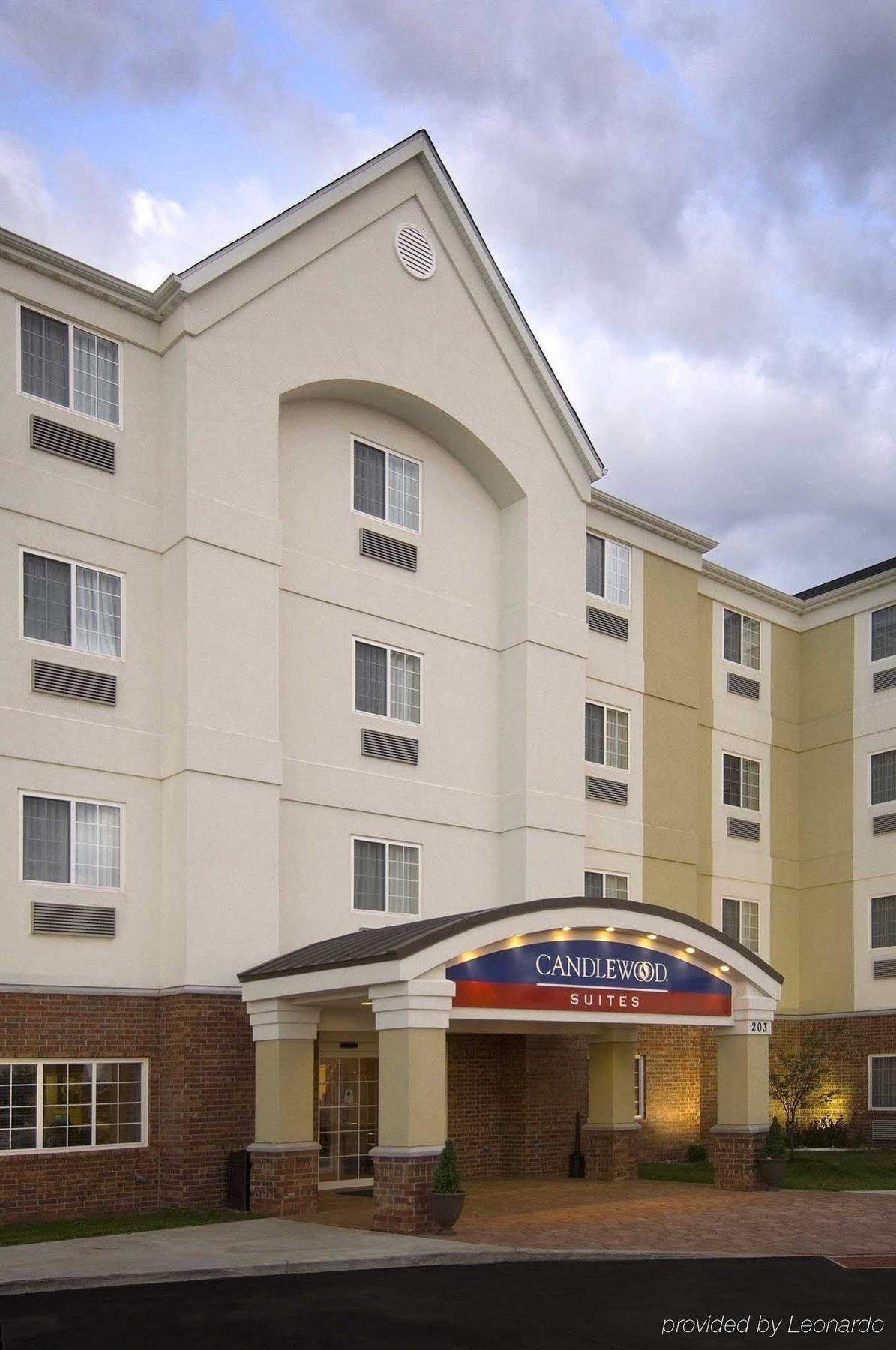 Candlewood Suites Pearl By Ihg Екстериор снимка